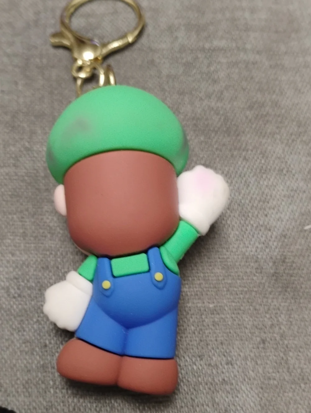 SUPER MARIO LUIGI ERROR KEYCHAIN CHARM EXCELLENT CONDITION